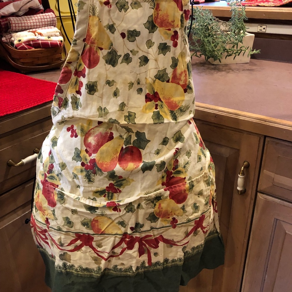 Fruit print apron